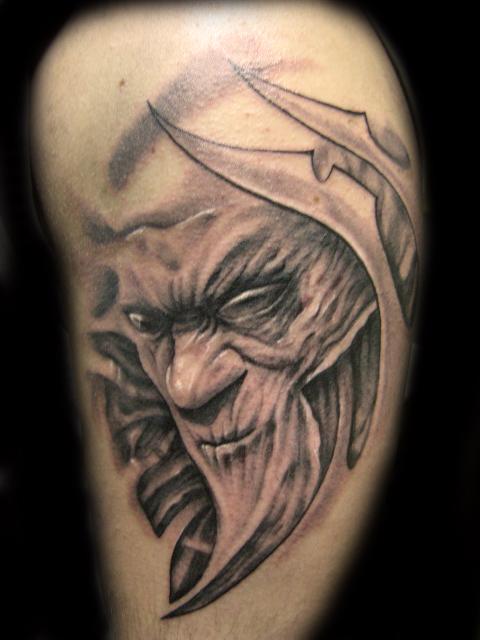 demon, świetny tatuaż