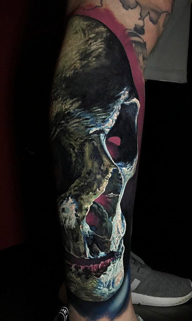 amazing tattoo skull on calf