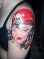tatuaż kobieta pirat