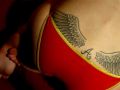 sexy tattoo skrzydła na plecach