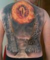 dwie wieże tatuaże na plecach