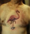 flaming tatuaż na klatce piersiowej
