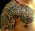aztecki tatuaż dla męzczyzny