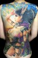 kobieta z łukiem - niesamowite tatuaże