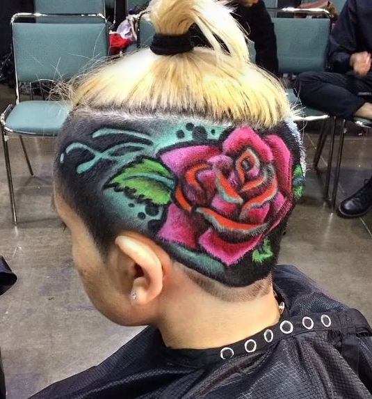 róże - fryzury dla kobiet