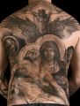 religijne projekty tatuaży na plecach